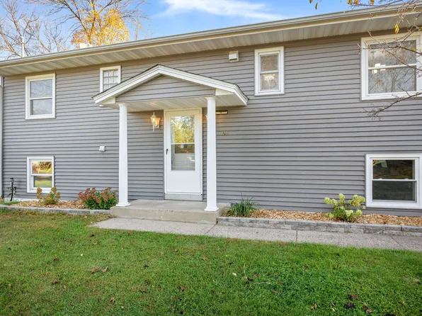 649 Sand Creek Dr NW, Coon Rapids, MN 55448