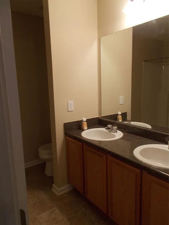 3br / 2.5 Bath Townhome * College Park Ga — Photo 4