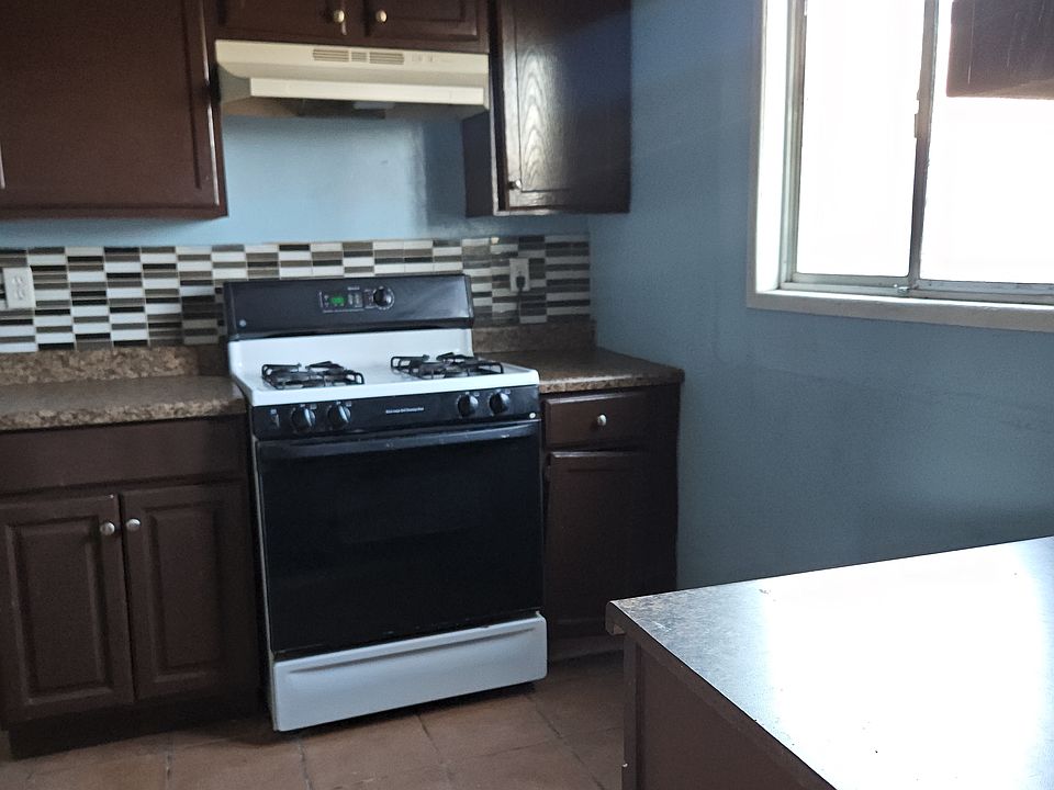 1st image of 1333 W Taylor St #C