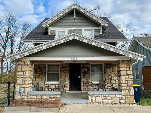 5609 Olive St, Kansas City, MO 64130
