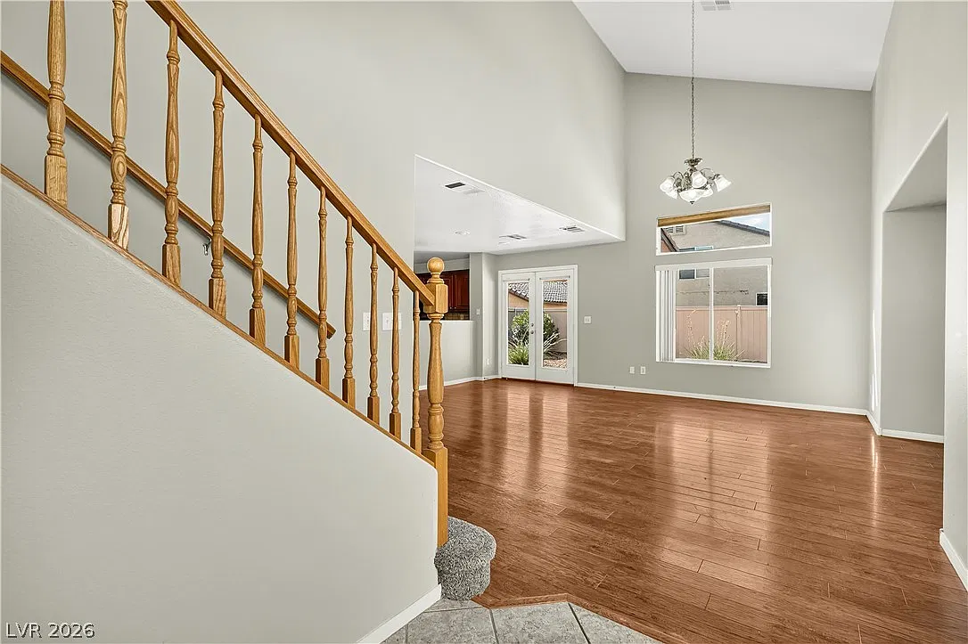 5 bed, 3.0 bath, 1886 sqft, $2,200 — Photo 4