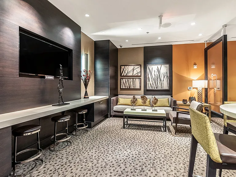 Leasing office
