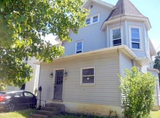 35 Poplar St, North East, PA