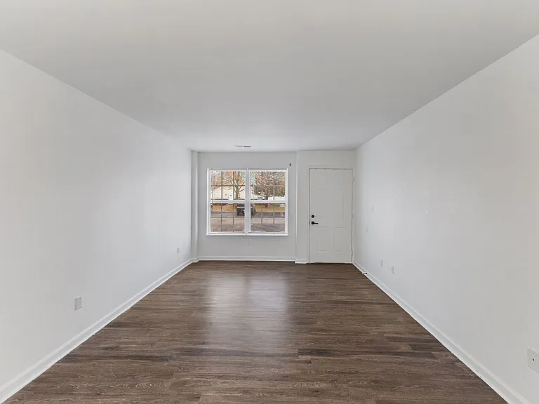 1308 N Liberty Cir E — Photo 28