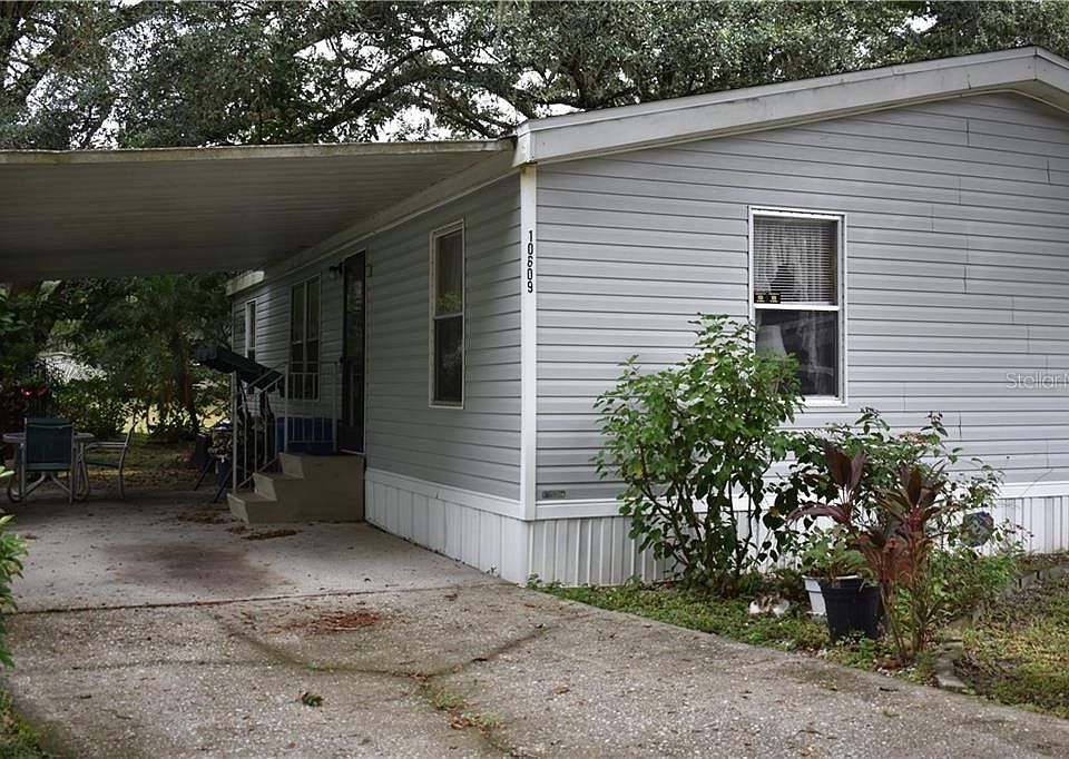 1st image of 10609 Bay Hills Cir #10609