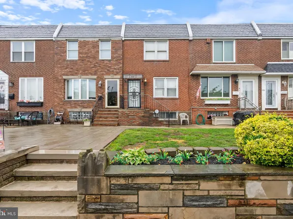 3238 S Juniper St, Philadelphia, PA 19148