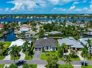 2150 Tarpon Rd, Naples, FL 34102