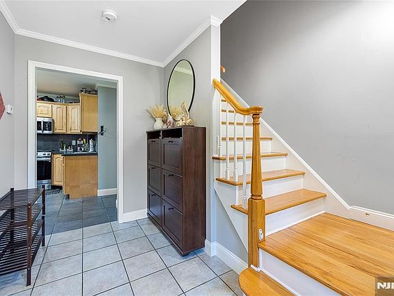 2nd image of 361 Walthery Ave