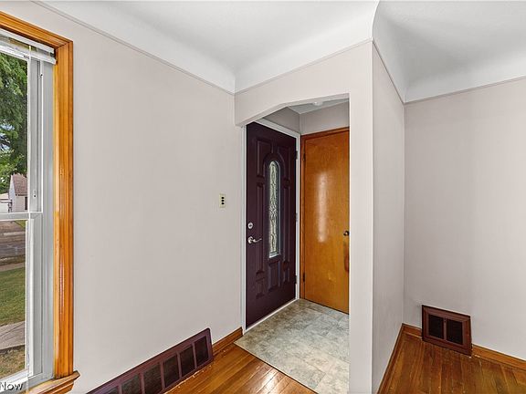 2nd image of 5150 Cheltenham Blvd
