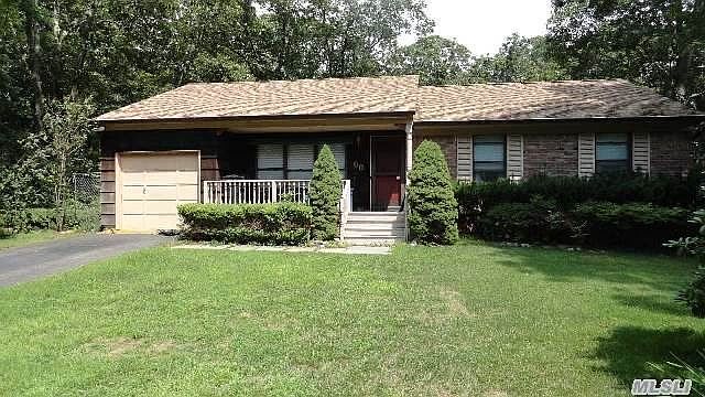 1st image of 60 Forest Dr