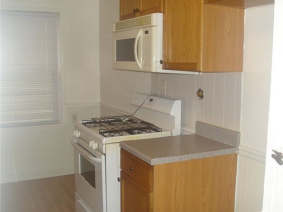 5th image of 543 Darlington Dr