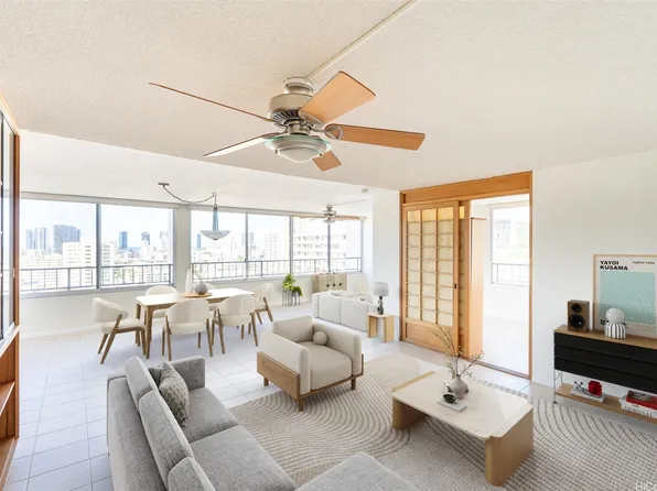 1310 Heulu St APT 1102, Honolulu, HI 96822