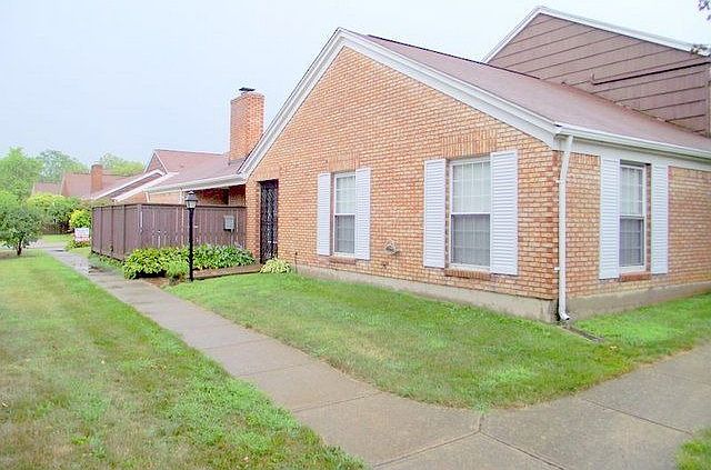 2nd image of 1116 Charleston Ct