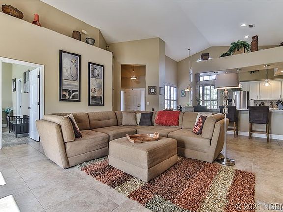 5th image of 199 Ekana Cir