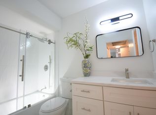 18800 Jolson Ave APT 7, Boca Raton, FL 33496