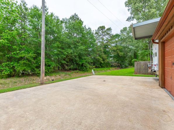 13470 Alaskan Dr, Beaumont, TX 77713