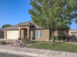 810 S Wolf Creek Rd, Washington, UT 84780