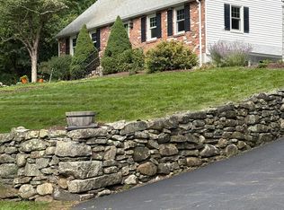 42 Ball St, Northborough, MA 01532