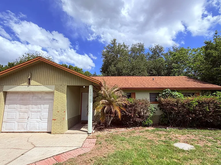 104 E Osceola St — Photo 10