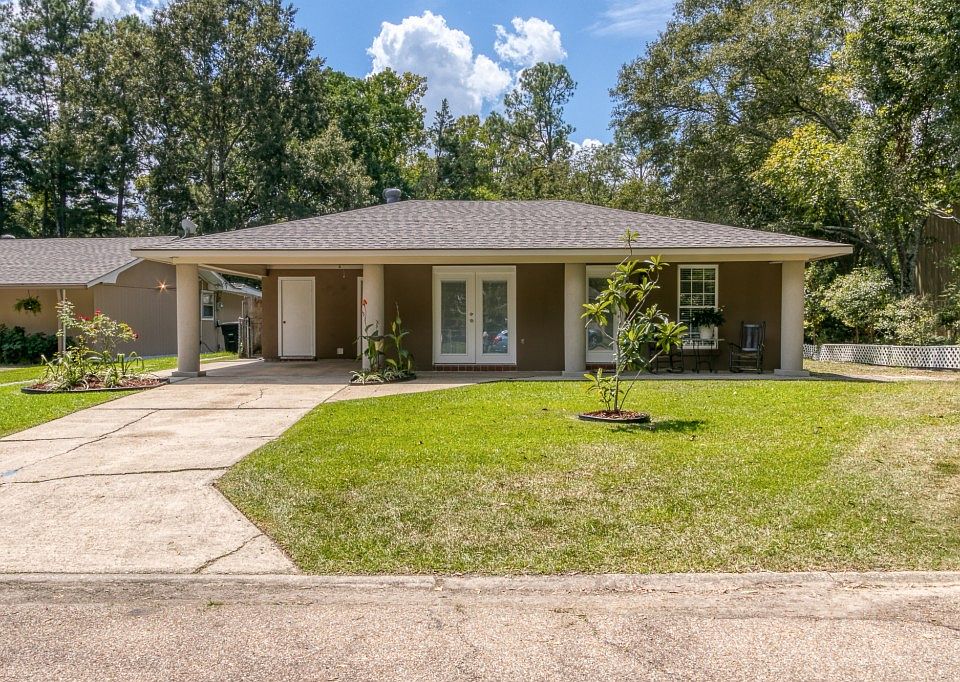 1st image of 15462 Marjorie Dr