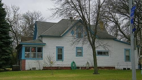 1st image of 502 Forest St