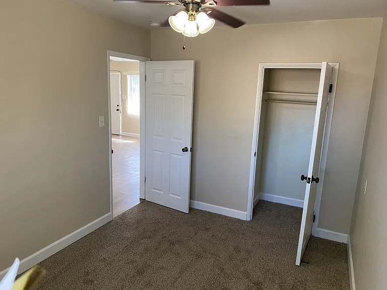 412 Alameda Ave — Photo 10