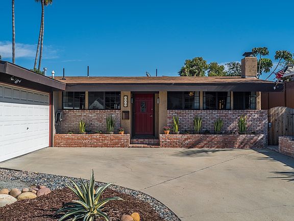 2nd image of 3015 Poinsettia Dr