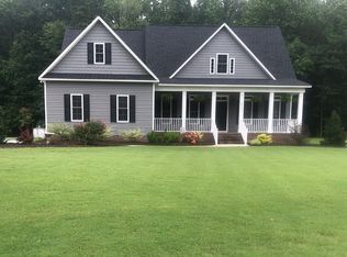 211 Tree Shade Dr, Washington, NC 27889