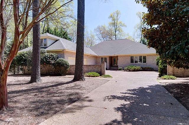 1st image of 108 Martin Ct