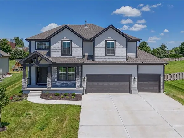 24116 W 58th Pl, Shawnee, KS 66226