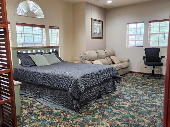 (undisclosed Address), Fort Myers, FL 33919
