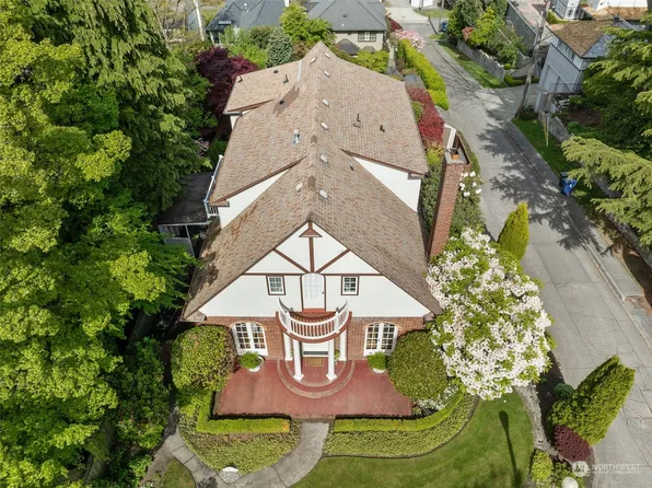 415 N 10th Street, Tacoma, WA 98403