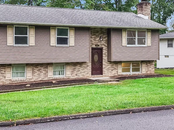 14816 Viewcrest Rd SW, Cumberland, MD 21502