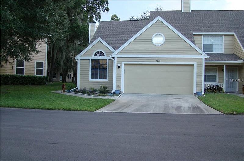 2nd image of 3625 Pine Knot Dr
