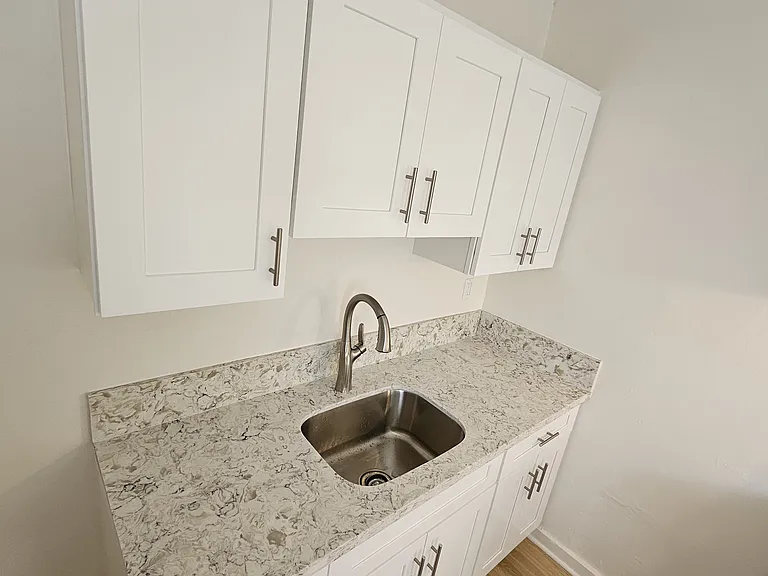 463 1/4 N Boylston St #463-1/4 — Photo 11