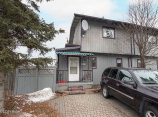 1121 Crow Berry Cir, Anchorage, AK 99515