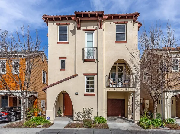 240 Pine Way, Mountain View, CA 94041