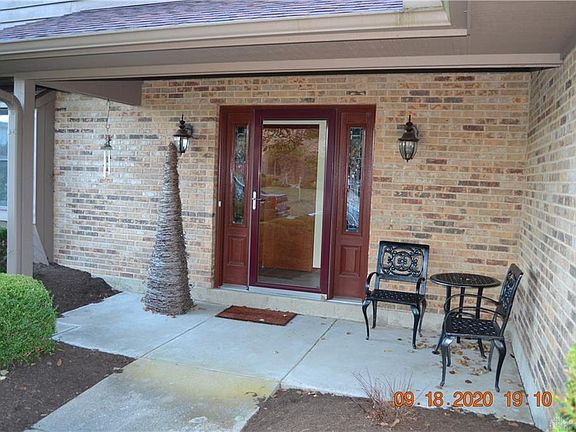 3rd image of 6525 Sandpebble Ct