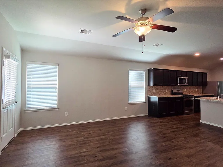 14097 Lake Crescent Dr — Photo 7