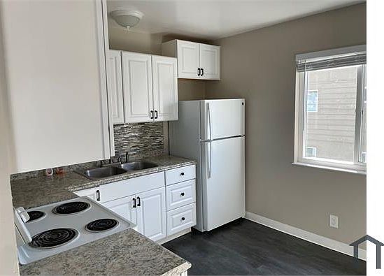 2nd image of 826 Farm Dr #4