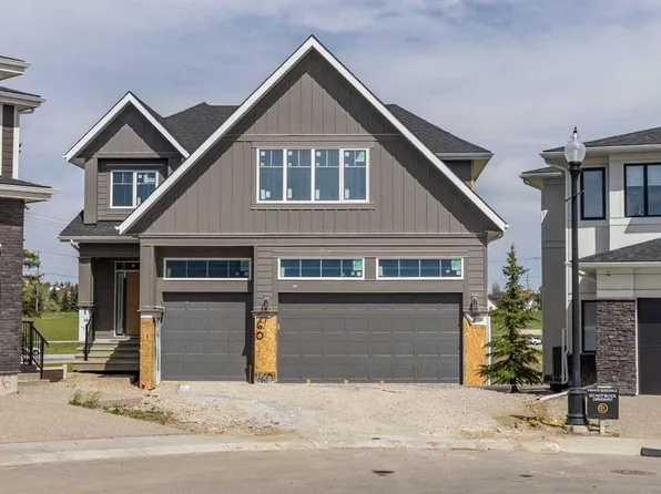 460 SW Discovery Pl SW, Calgary, AB T3H 6A2