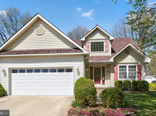 1012 Morgan Station Dr, Severn, MD 21144