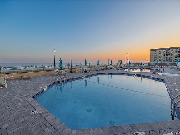 2nd image of 360 Shore Rd APT 7C