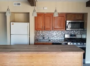 1509 Kenneth Cir, Elgin, IL 60120