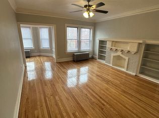 7543 S Yates Blvd #2, Chicago, IL 60649