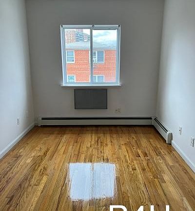 4th image of 186A Bay 47th St #3