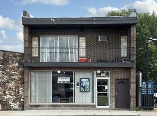 5947 W Montrose Ave #R3, Chicago, IL 60634