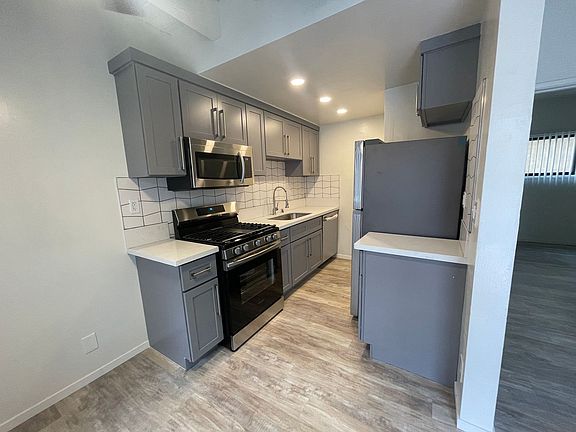 5th image of 3538 Keystone Ave #4