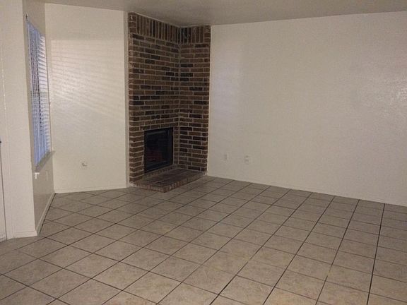 4th image of 5608 Cougar Dr APT 105