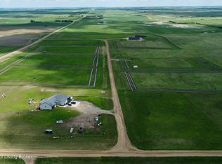 41C Street SW, Dickinson, ND 58601